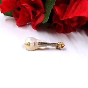 Mother of Pearl Guitar Vintage Gold Plated Brooch